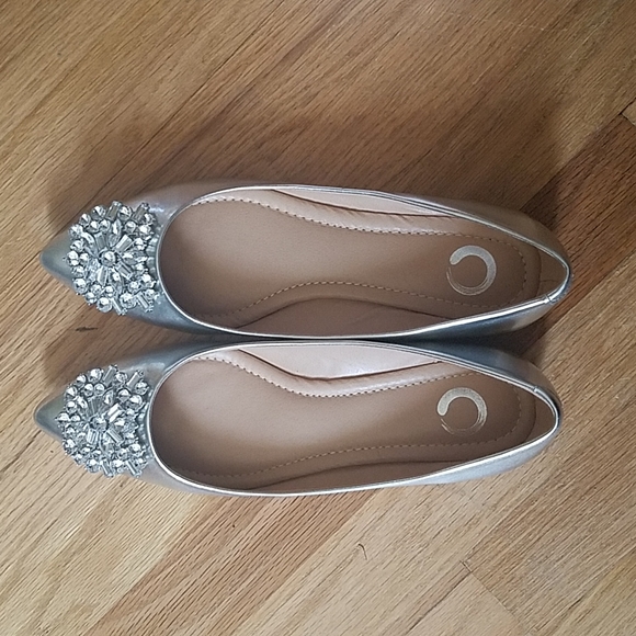 Journee Collection Renzo Women's Ballet Flats - Picture 2 of 5